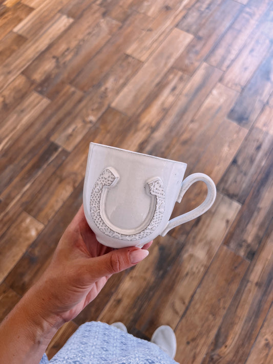 Mugg hästsko med öra, vit